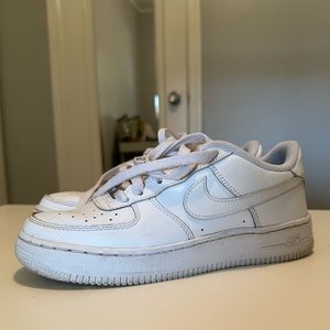 All White Nike Air Force 1